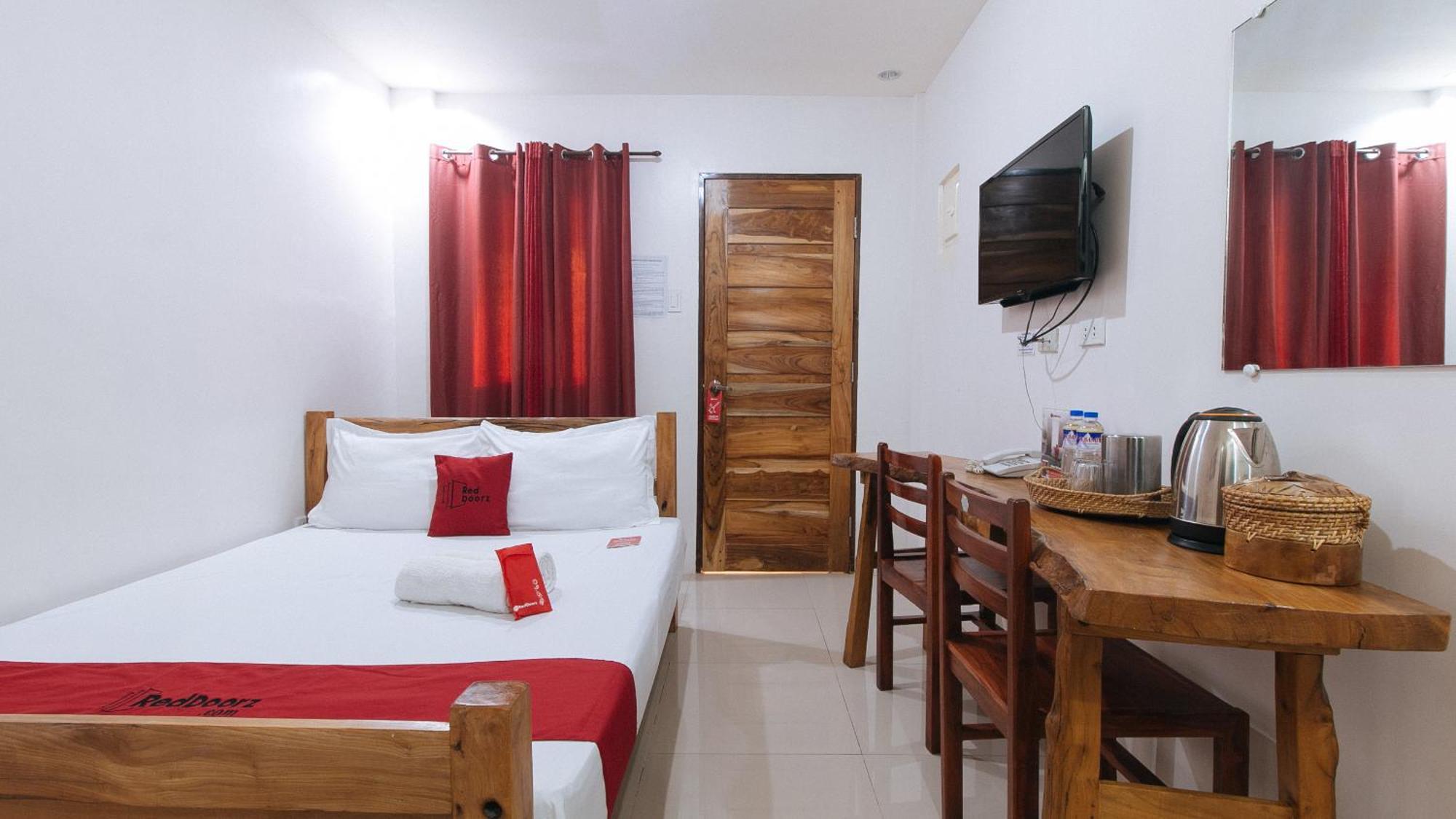 RedDoorz Plus @ Jollydays Hotel Nueva Ecija San Jose  Exterior foto