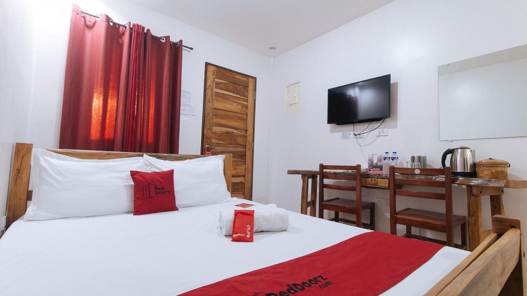 RedDoorz Plus @ Jollydays Hotel Nueva Ecija San Jose  Exterior foto
