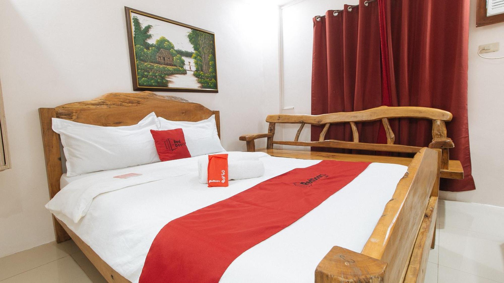 RedDoorz Plus @ Jollydays Hotel Nueva Ecija San Jose  Exterior foto