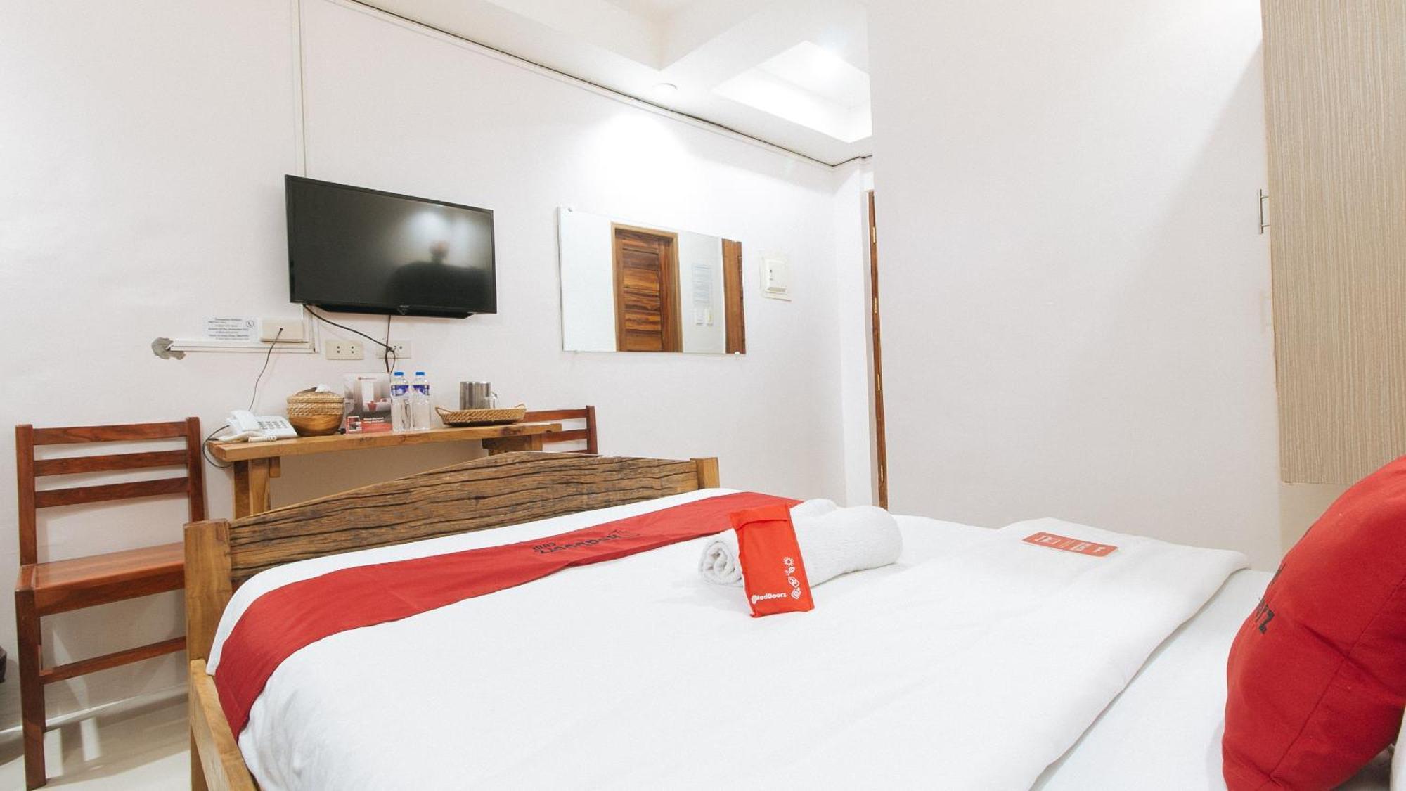 RedDoorz Plus @ Jollydays Hotel Nueva Ecija San Jose  Exterior foto