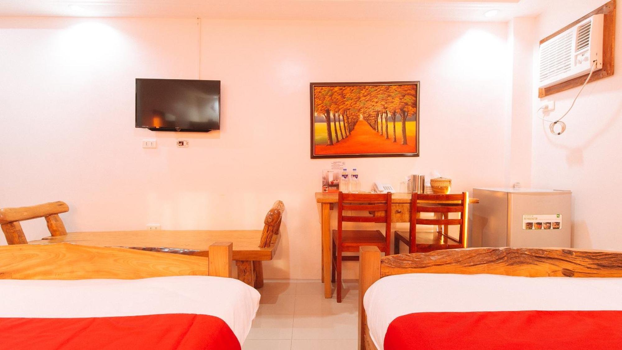RedDoorz Plus @ Jollydays Hotel Nueva Ecija San Jose  Exterior foto