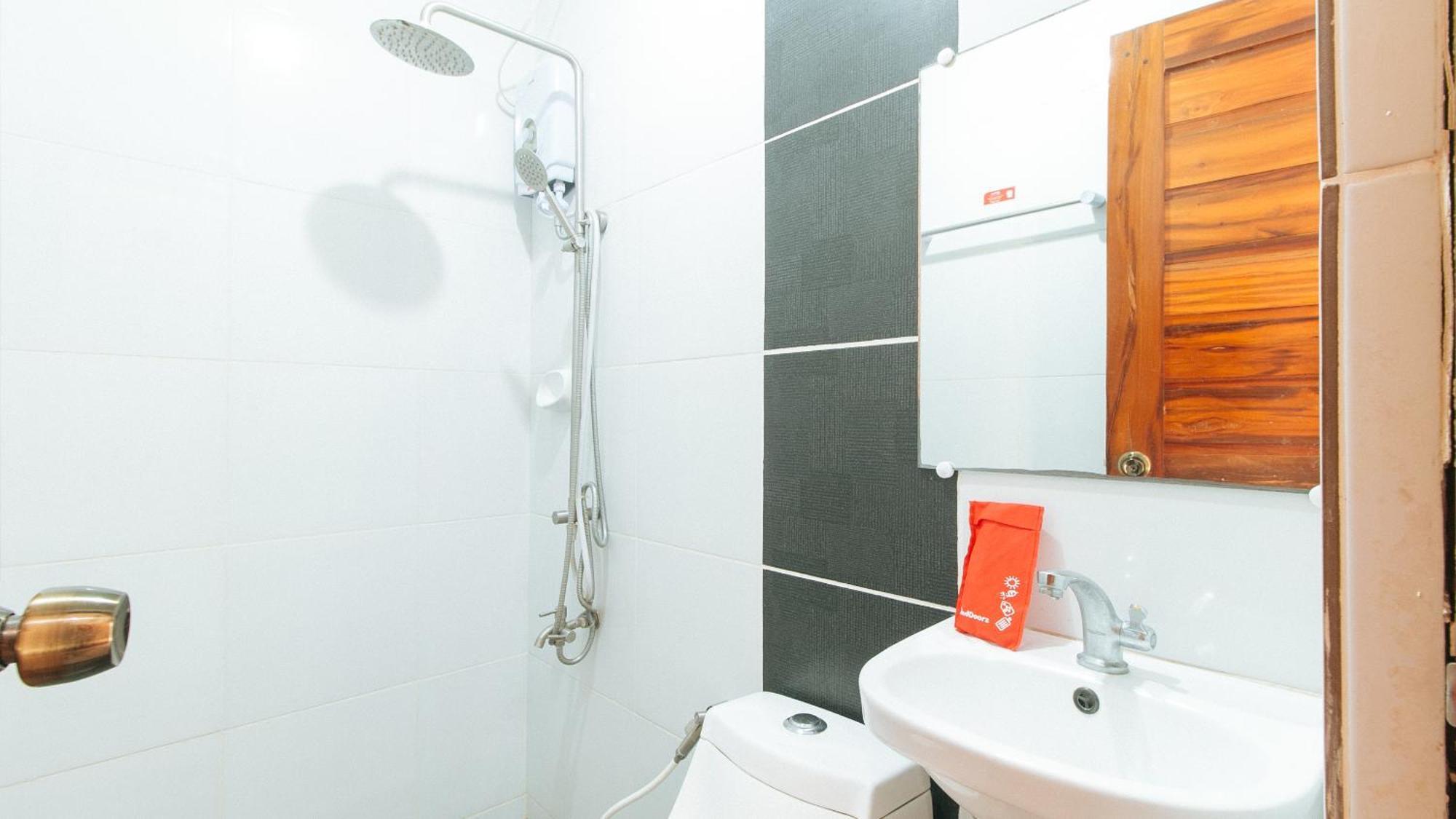 RedDoorz Plus @ Jollydays Hotel Nueva Ecija San Jose  Exterior foto